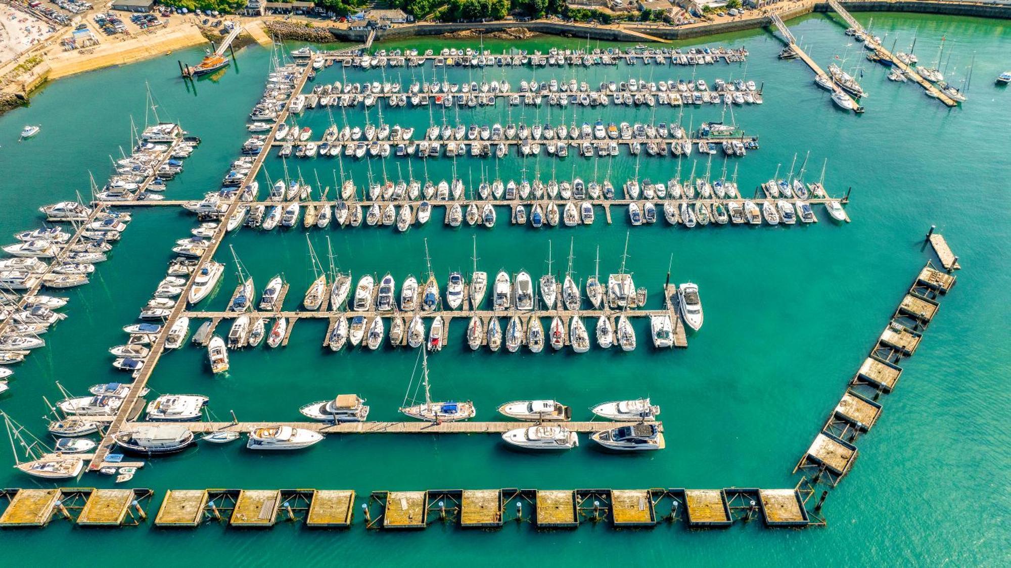 Вилла Quayside- In The Harbour Bowl Бриксем Экстерьер фото